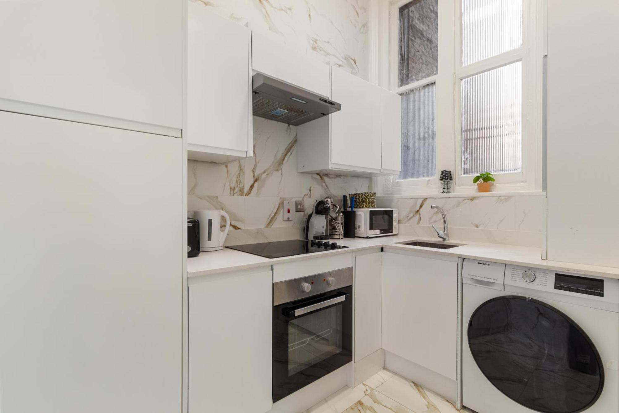 Luxurious Apartments On Oxford Street London Exterior photo