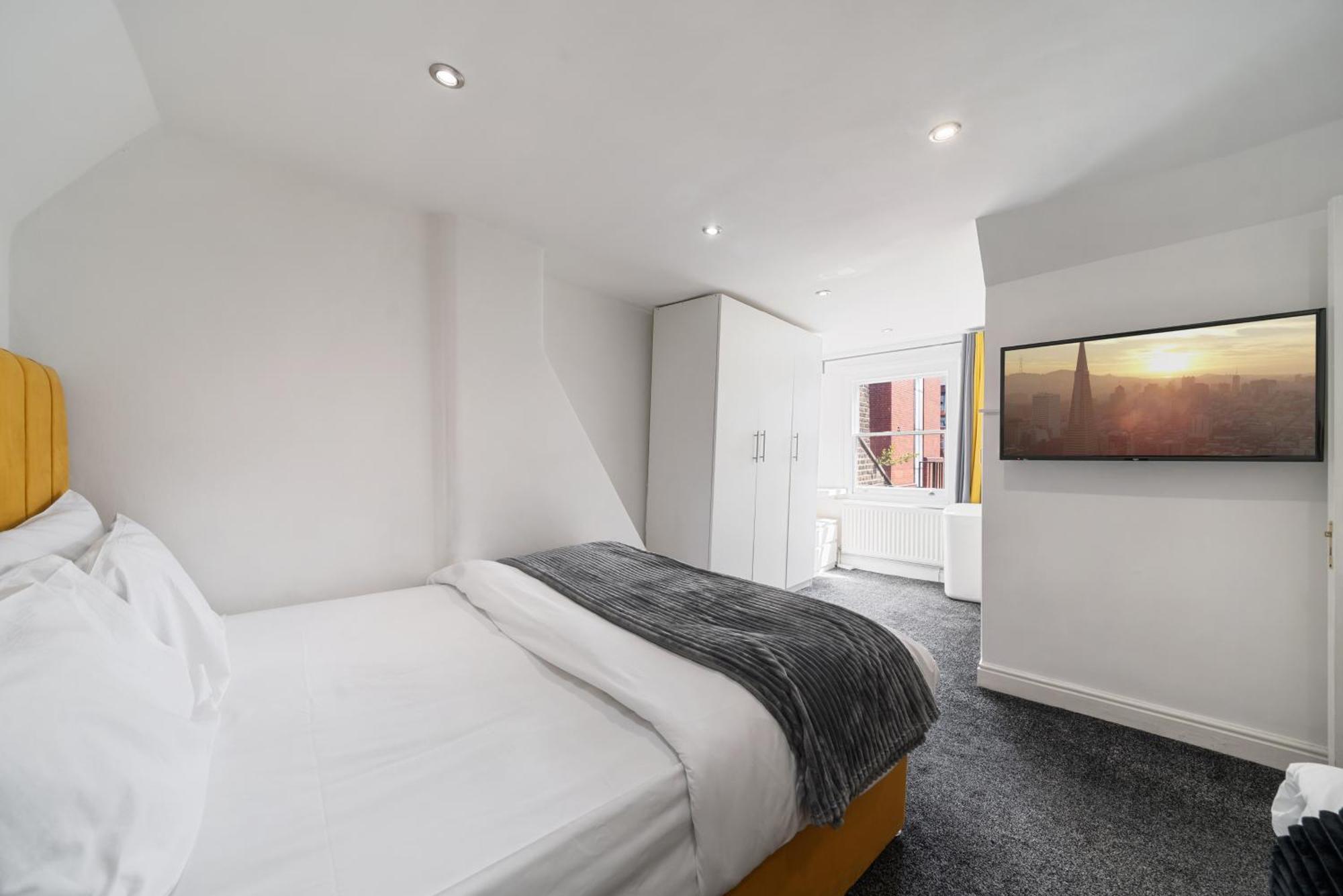 Luxurious Apartments On Oxford Street London Exterior photo