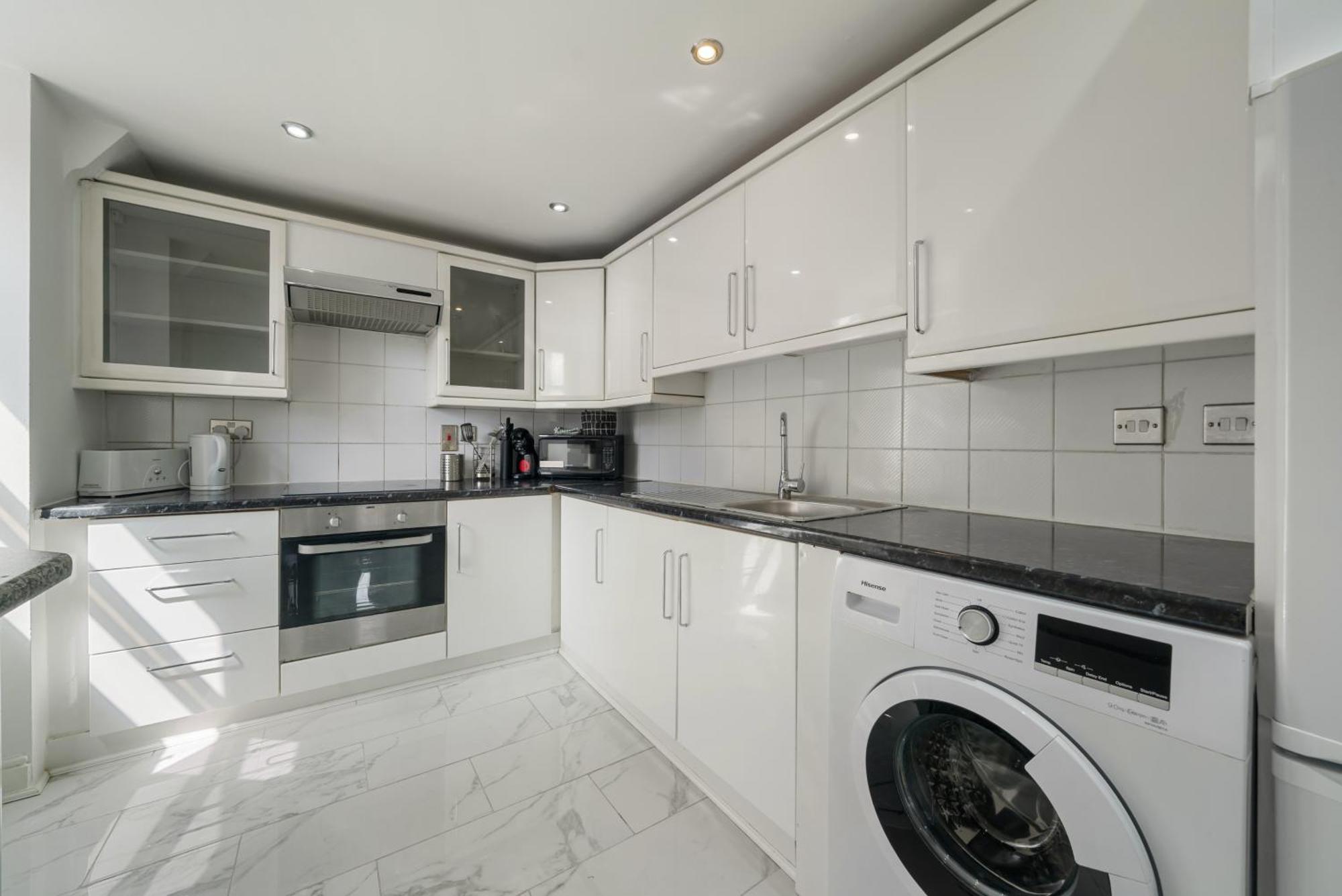 Luxurious Apartments On Oxford Street London Exterior photo